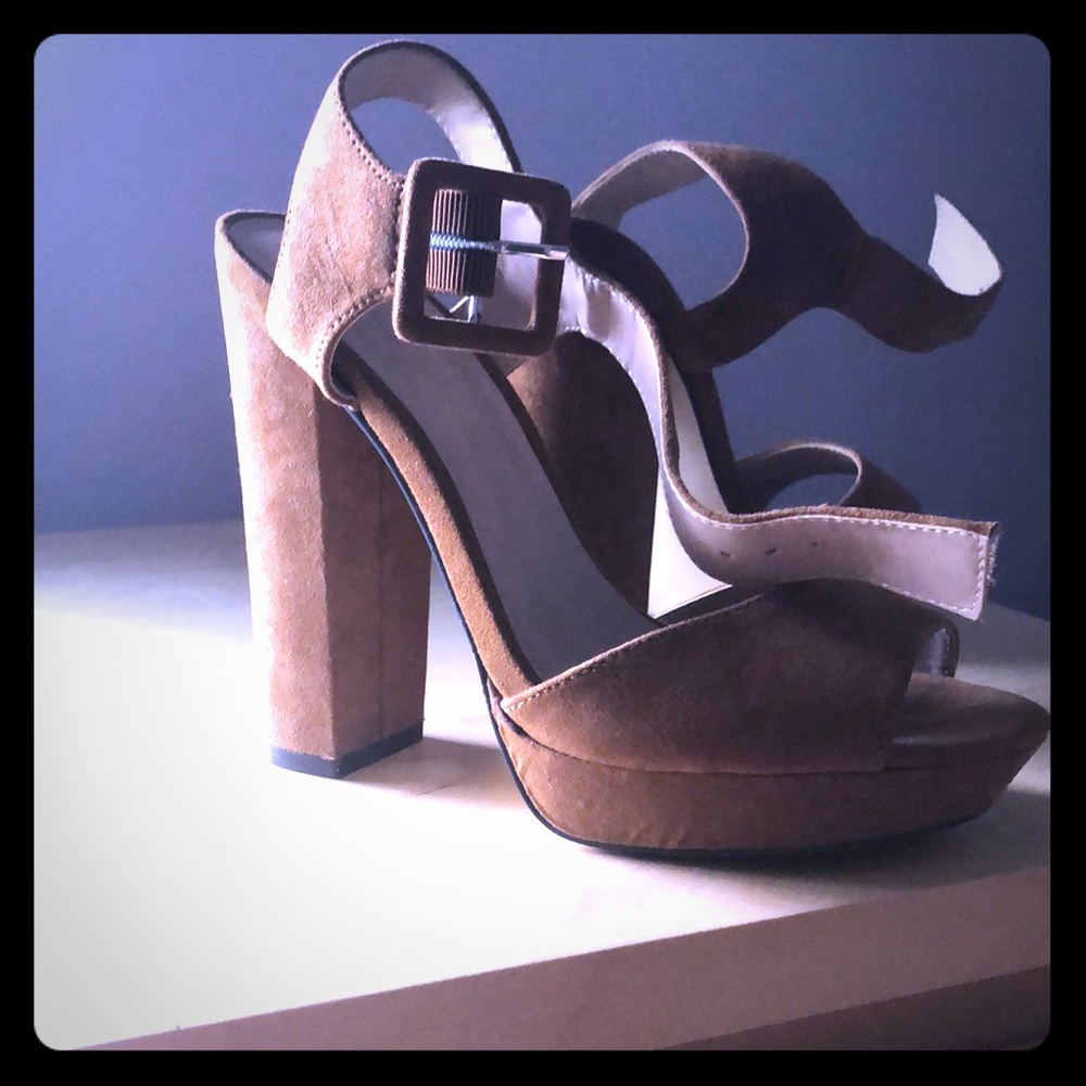 Mix No. 6 brown suede heels